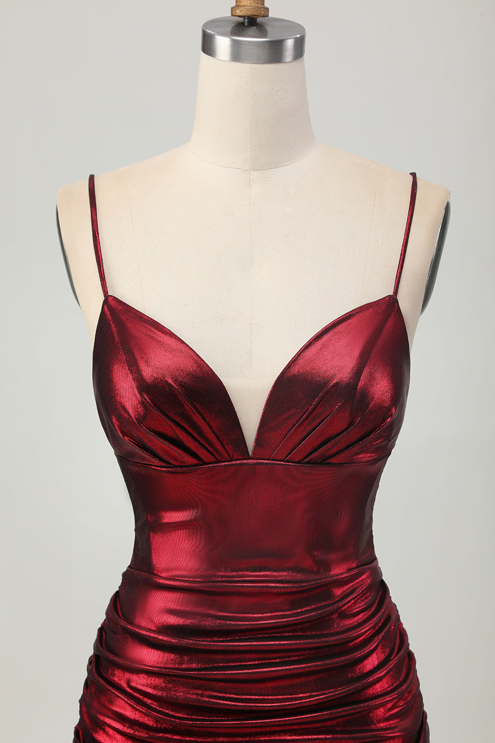Sparkly Metallic Burgundy Spaghetti Straps Tight Ruched Short Homecoming Dress
