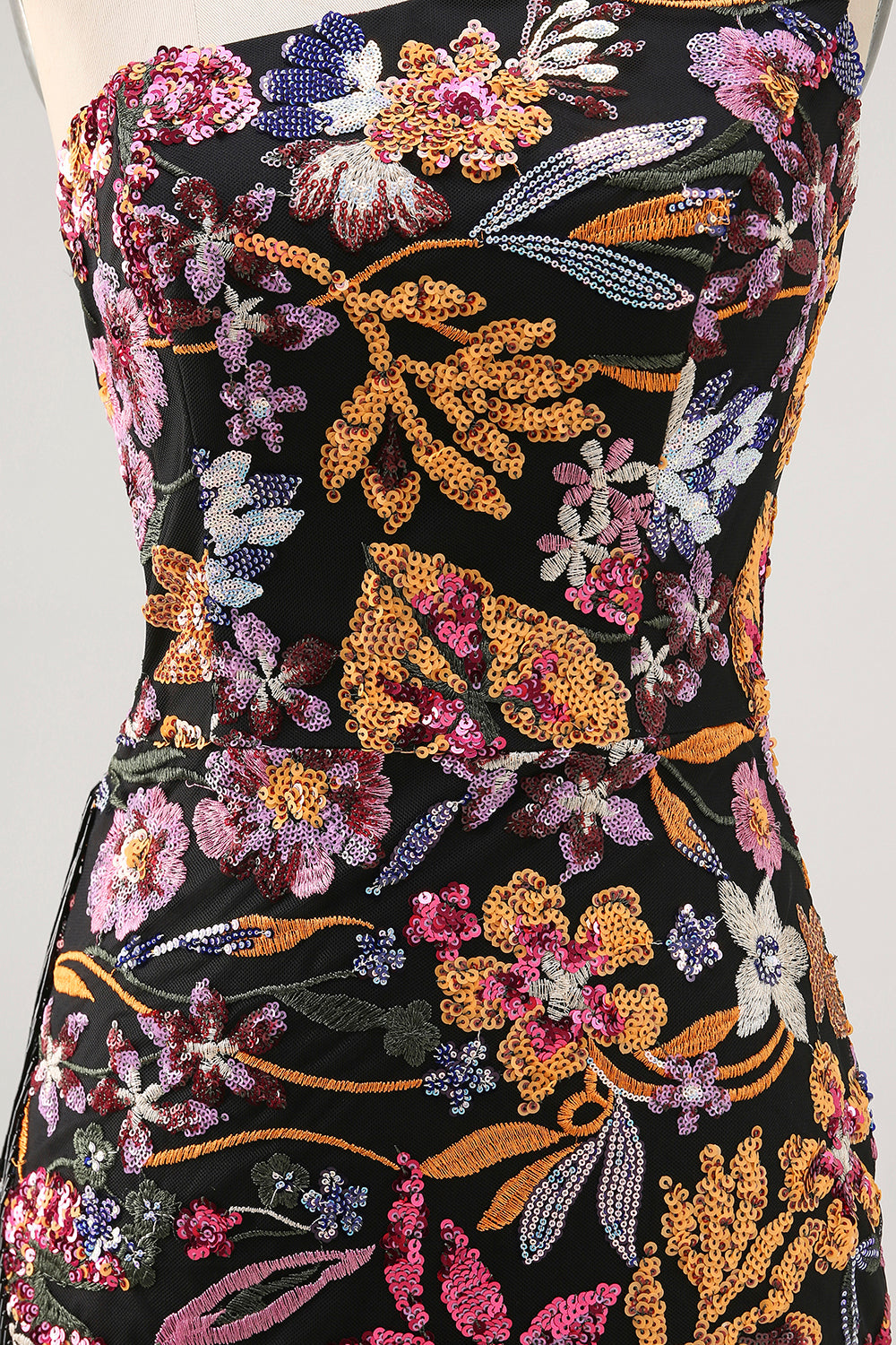 Black Flower Bodycon One Shoulder Embroidery Homecoming Dress