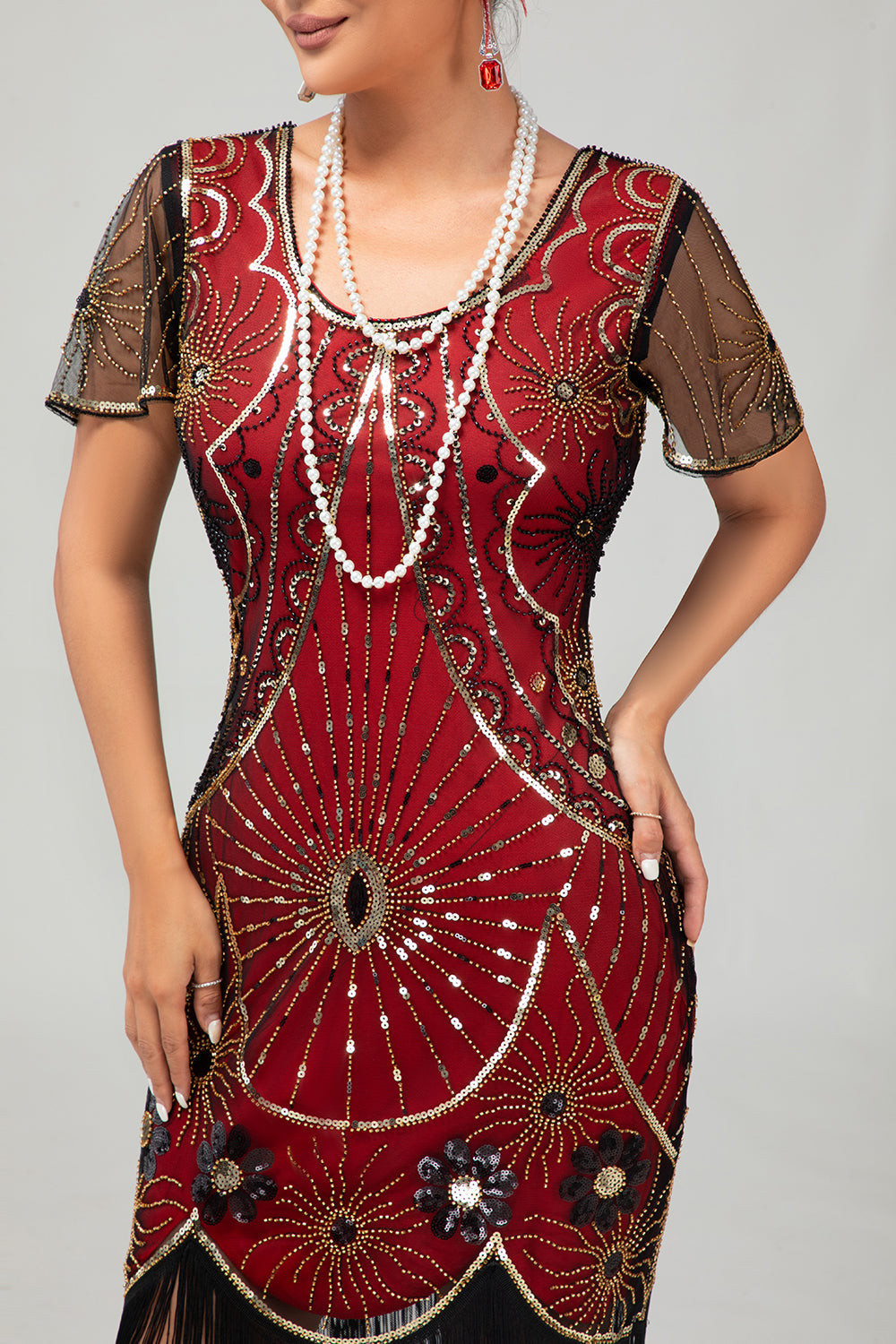 Sequin Fringed Scoop Neck Black Red 1920s Dress with 5 Piece Accessory Set