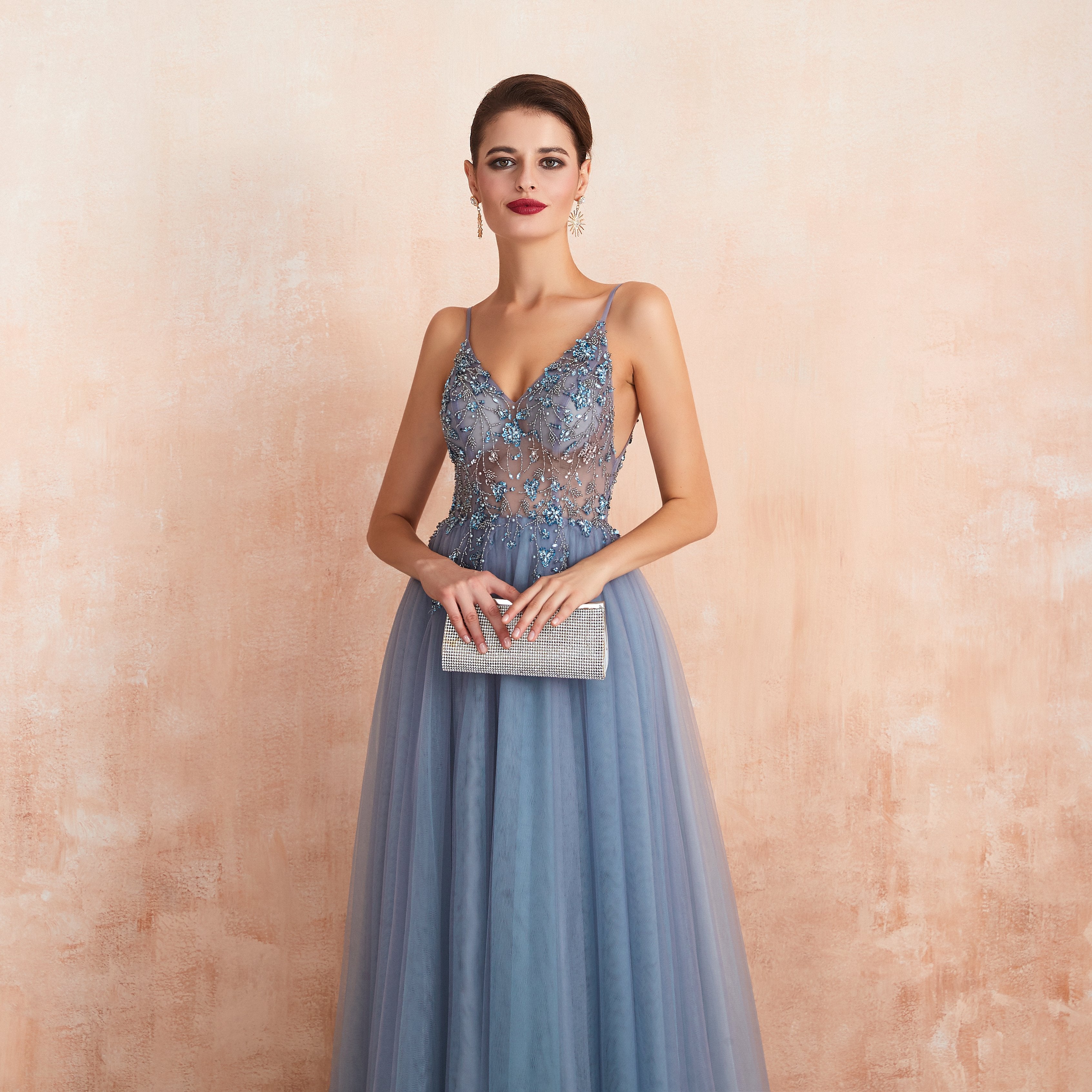 A Line Spaghetti Straps V-Neck Slit Tulle Ball Dress