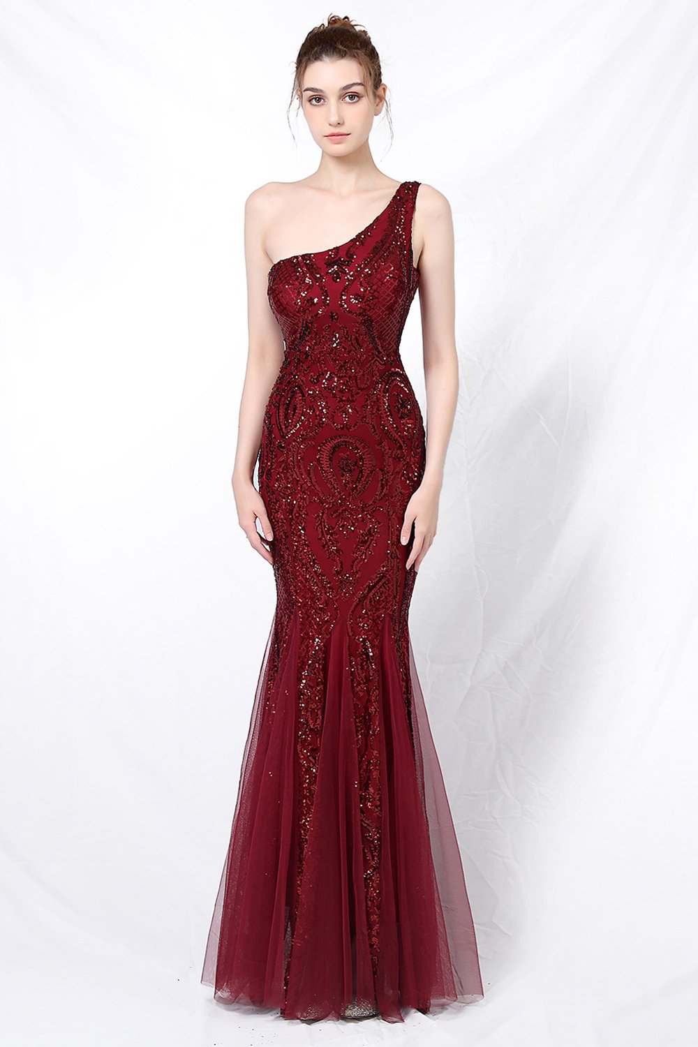 Mermaid One-Shoulder Ball Dress with Appliques