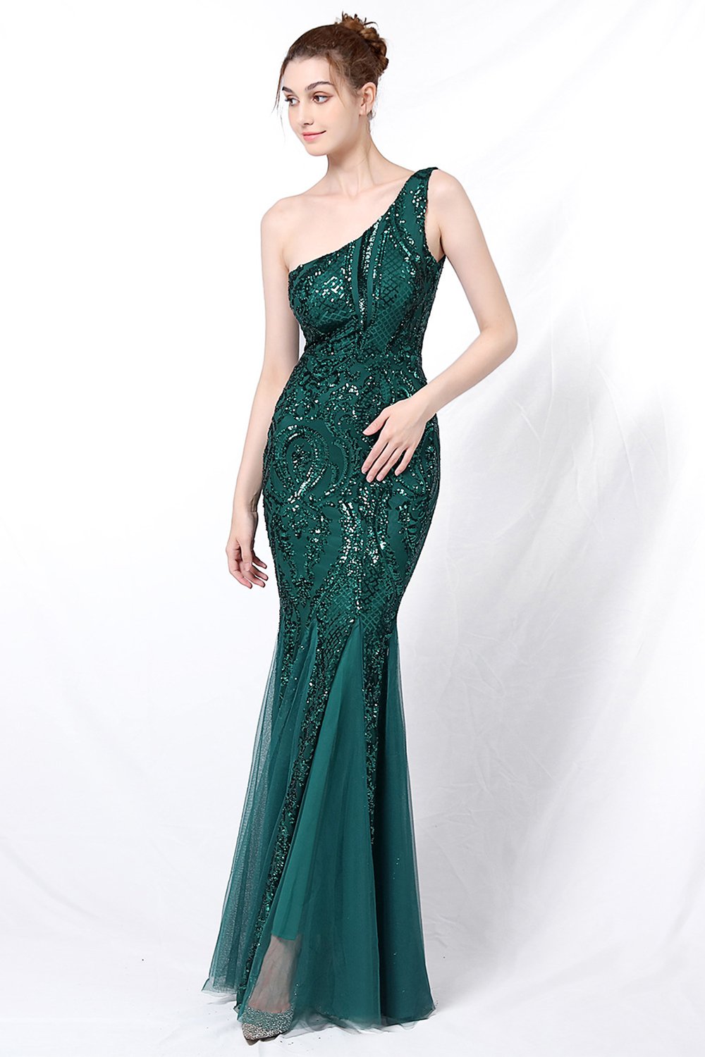 Mermaid One-Shoulder Ball Dress with Appliques