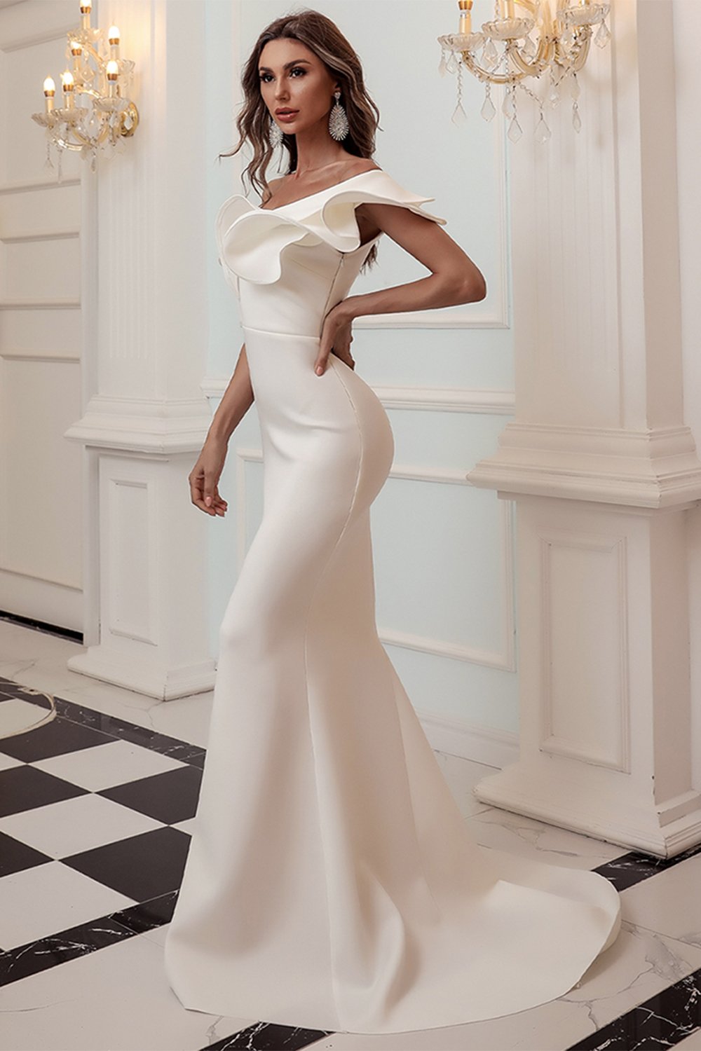 One-Shoulder Mermaid Black Ball Dress