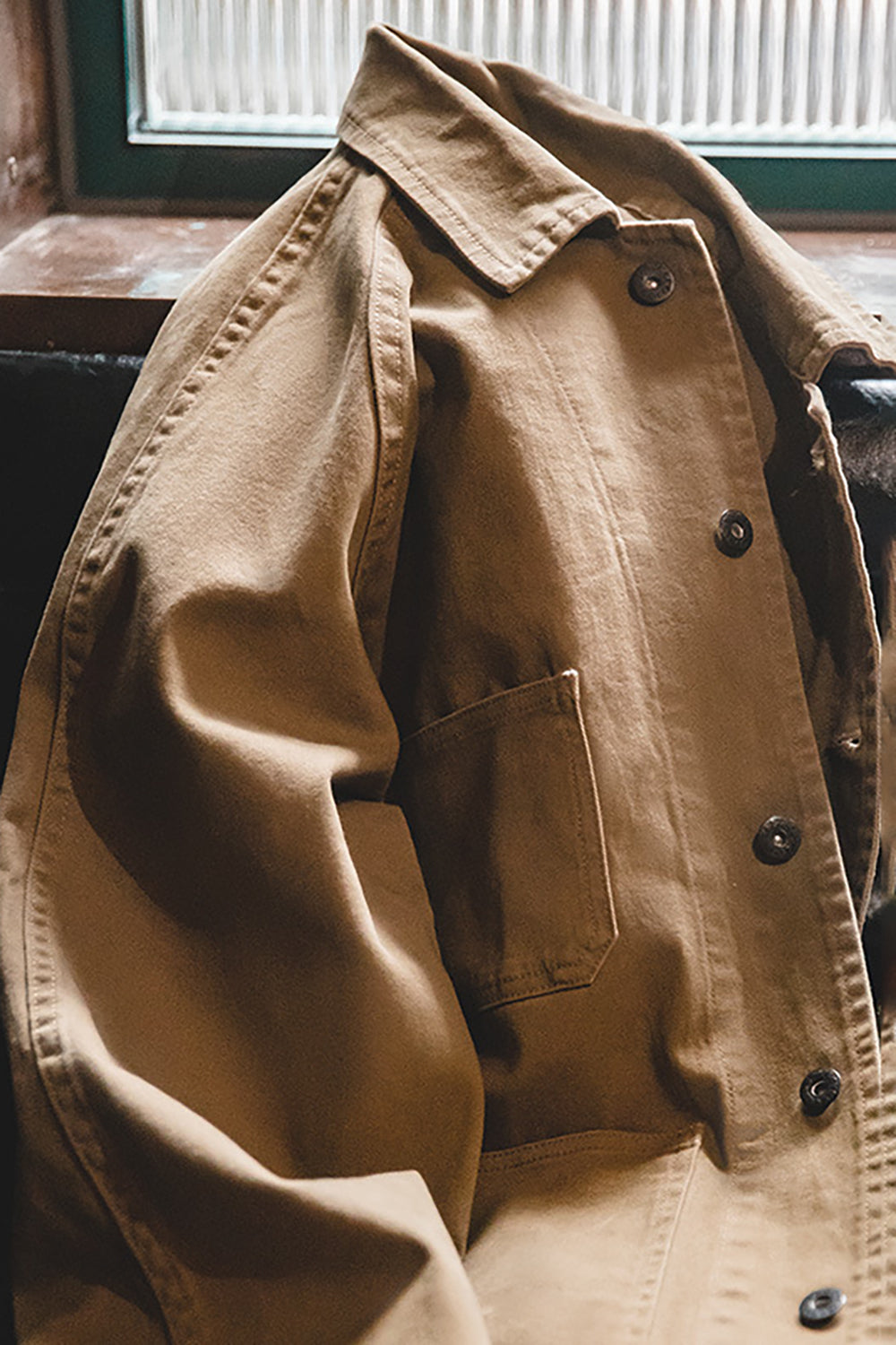 Men's Khaki Button Down Shirt Jacket With Pockets