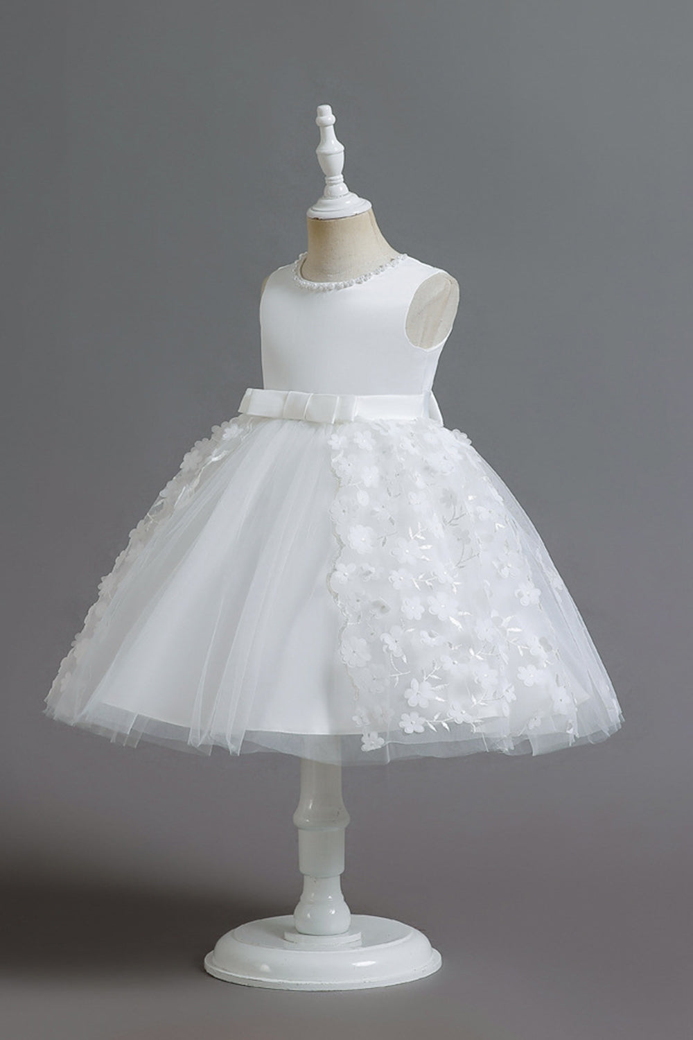 Champagne A Line Tulle Sleeveless Flower Girls Party Dress With Bow