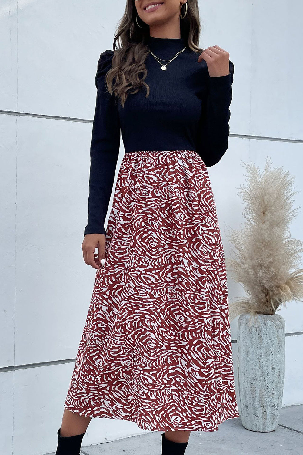 Black Long Sleeves Casual Dress with Printed