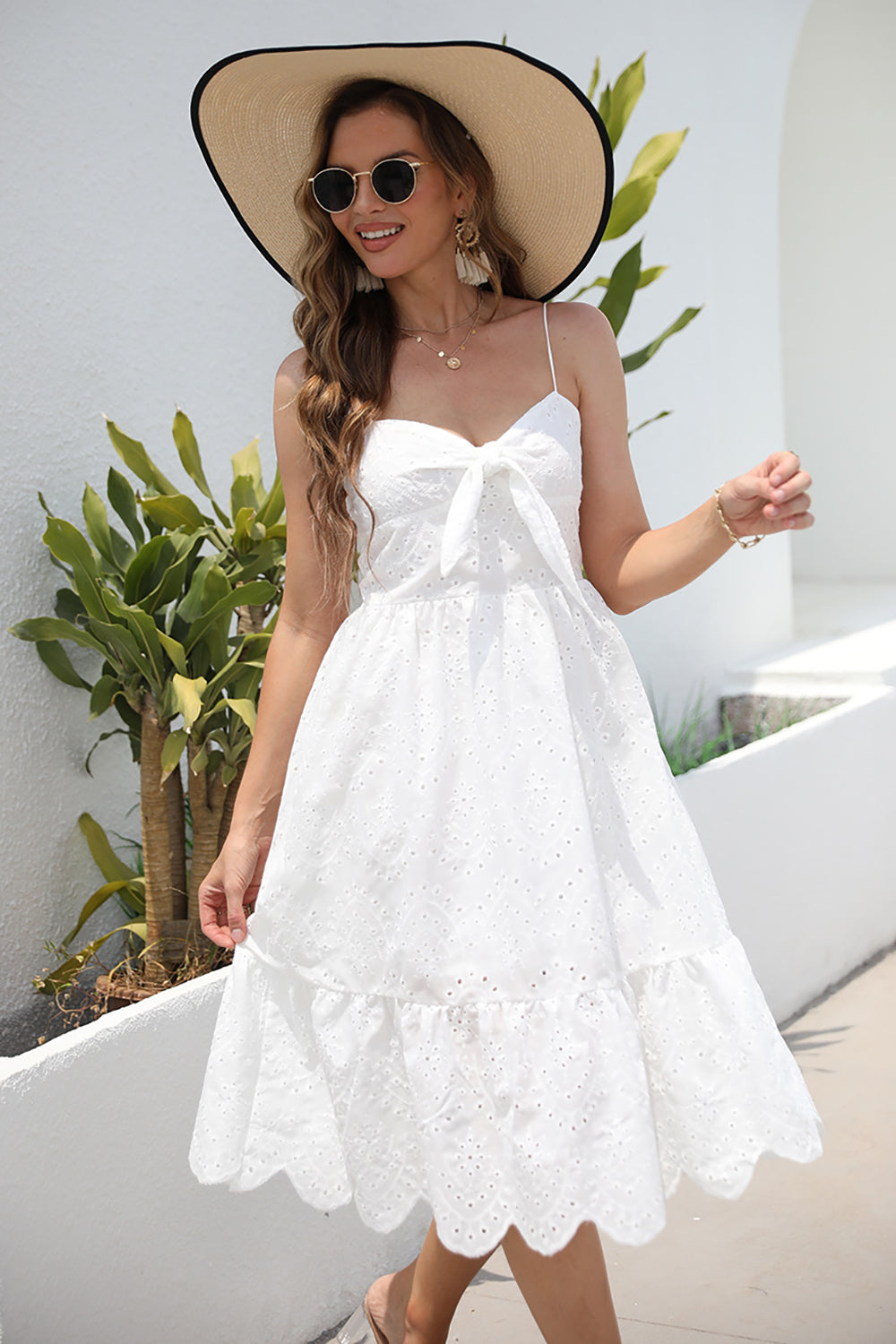 White A-Line Spaghetti Straps Hollow Summer Dress With Bowknot