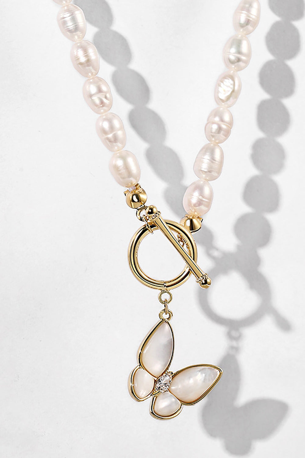 White Sparkly Big Butterfly Choker Dainty Pearl Chain Necklace