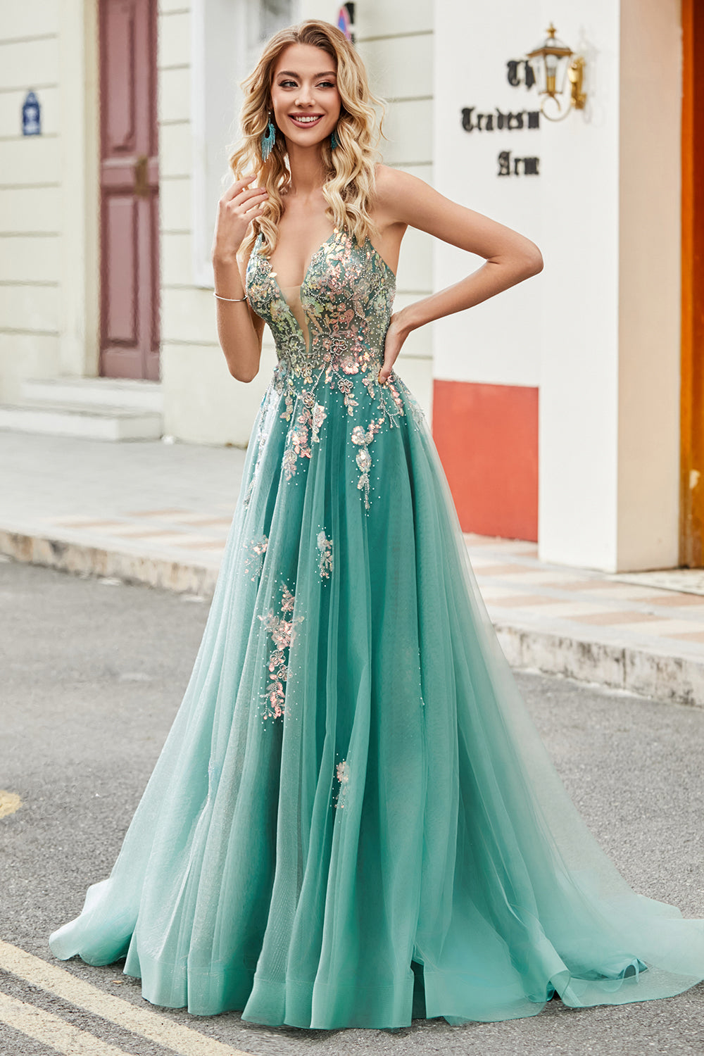 Glitter Green A-Line Spaghetti Straps Long Ball Dress With Sparkly Sequin Appliques