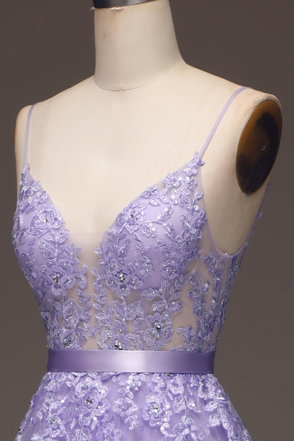 Purple A-Line Spaghetti Straps Long Beaded and Tulle Ball Dress with Appliques