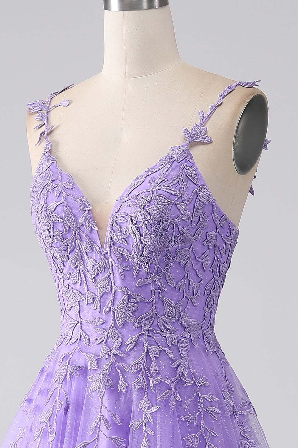 Lilac A-Line Spaghetti Straps Long Ball Dress with Appliques