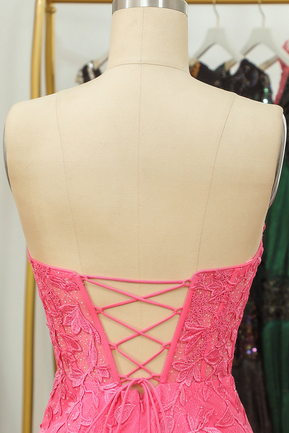 Tight Pink Short Cocktail Party Dress with Appliques