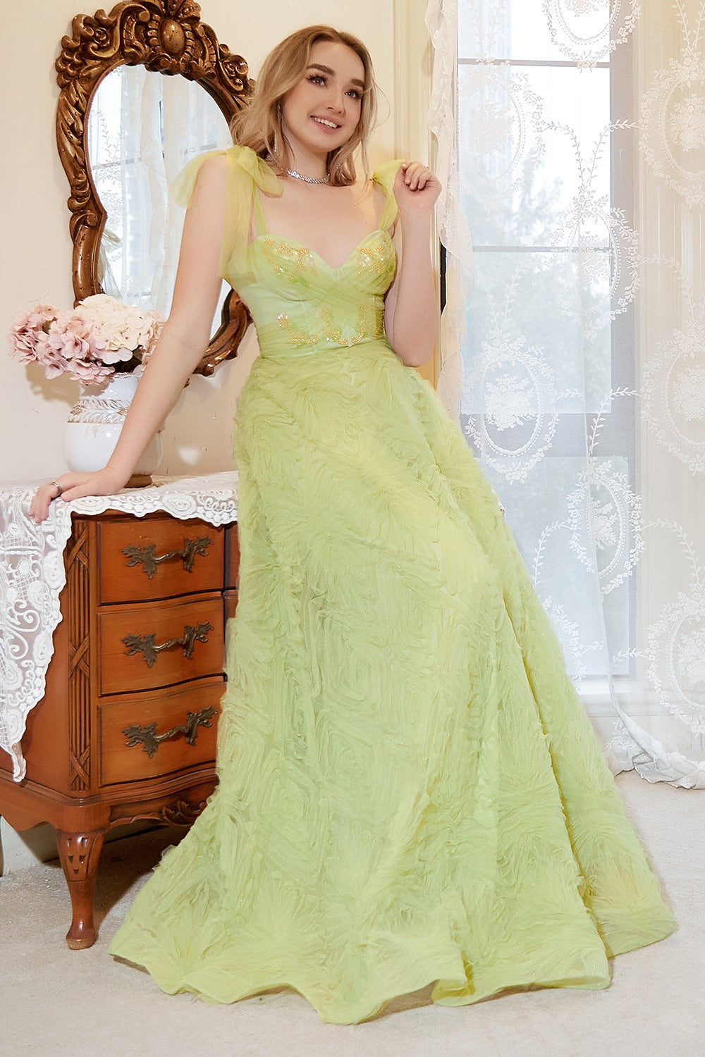 A Line Spaghetti Straps Light Green Tulle Plus Size Ball Dress
