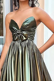 Sweetheart Metallic Black Golden A Line Ruched Long Prom Dress