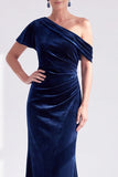 Mermaid Burgundy Velvet Off the Shoulder Ruched Long Mother of the Bride Dress