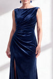 Dark Green Velvet Bateau Neck Ruched Mermaid Long Mother of the Bride Dress with Slit