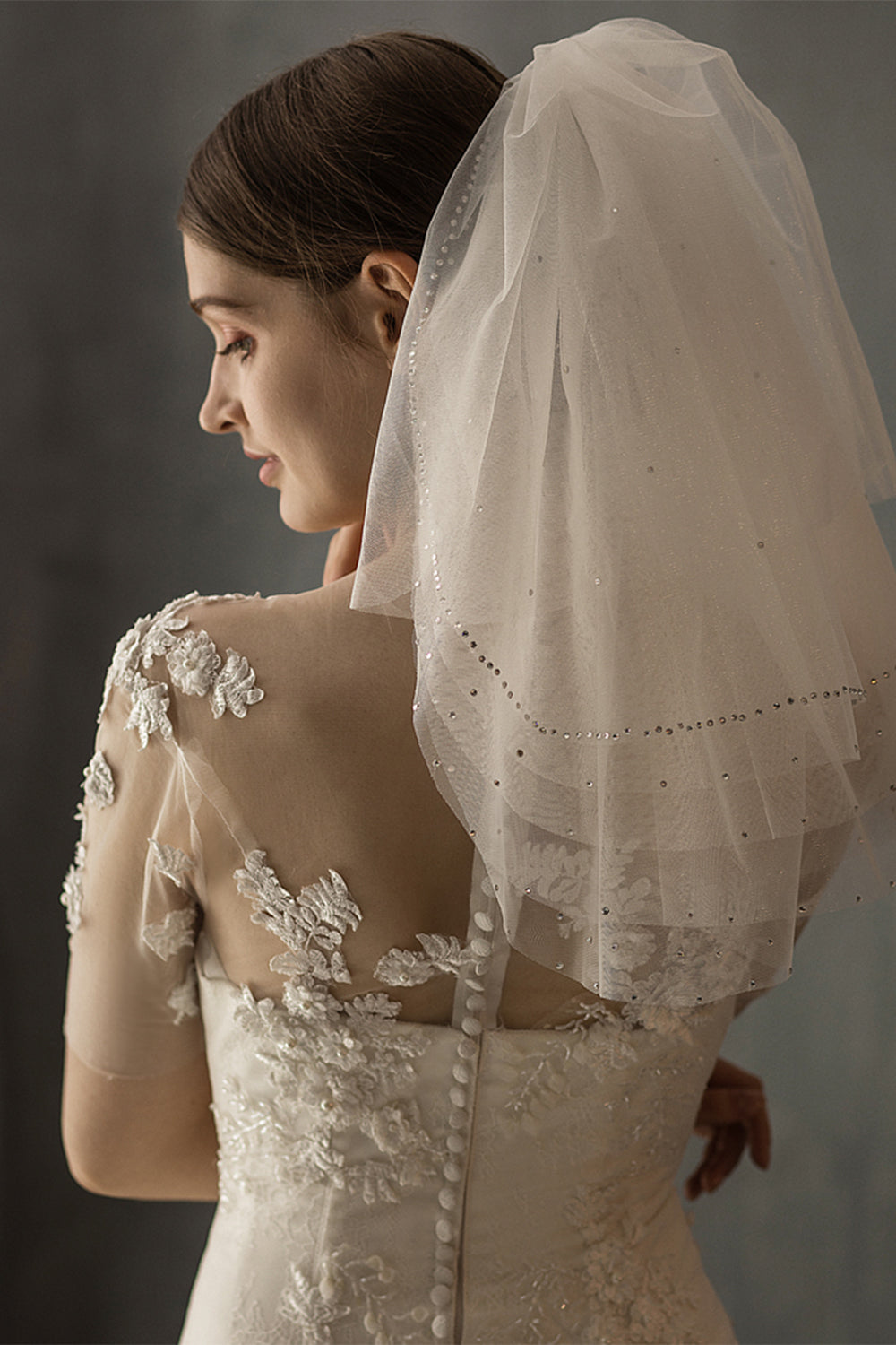 Five-Layer Point Drill Short Bridal Veils
