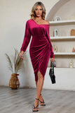 Black Bodycon Velvet Midi Holiday Party Dress With  Long Sleeves