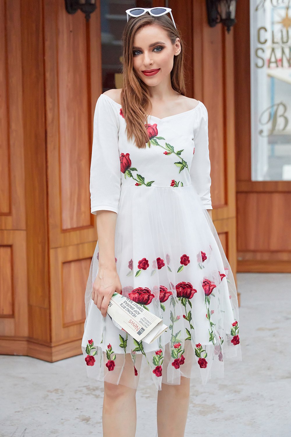 White V Neck Vintage Dress with Rose Embroidery