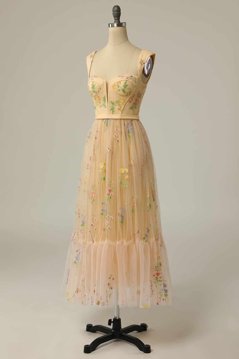 Yellow Sleeveless Sweetheart Long Semi-Formal Dress with Embroidery